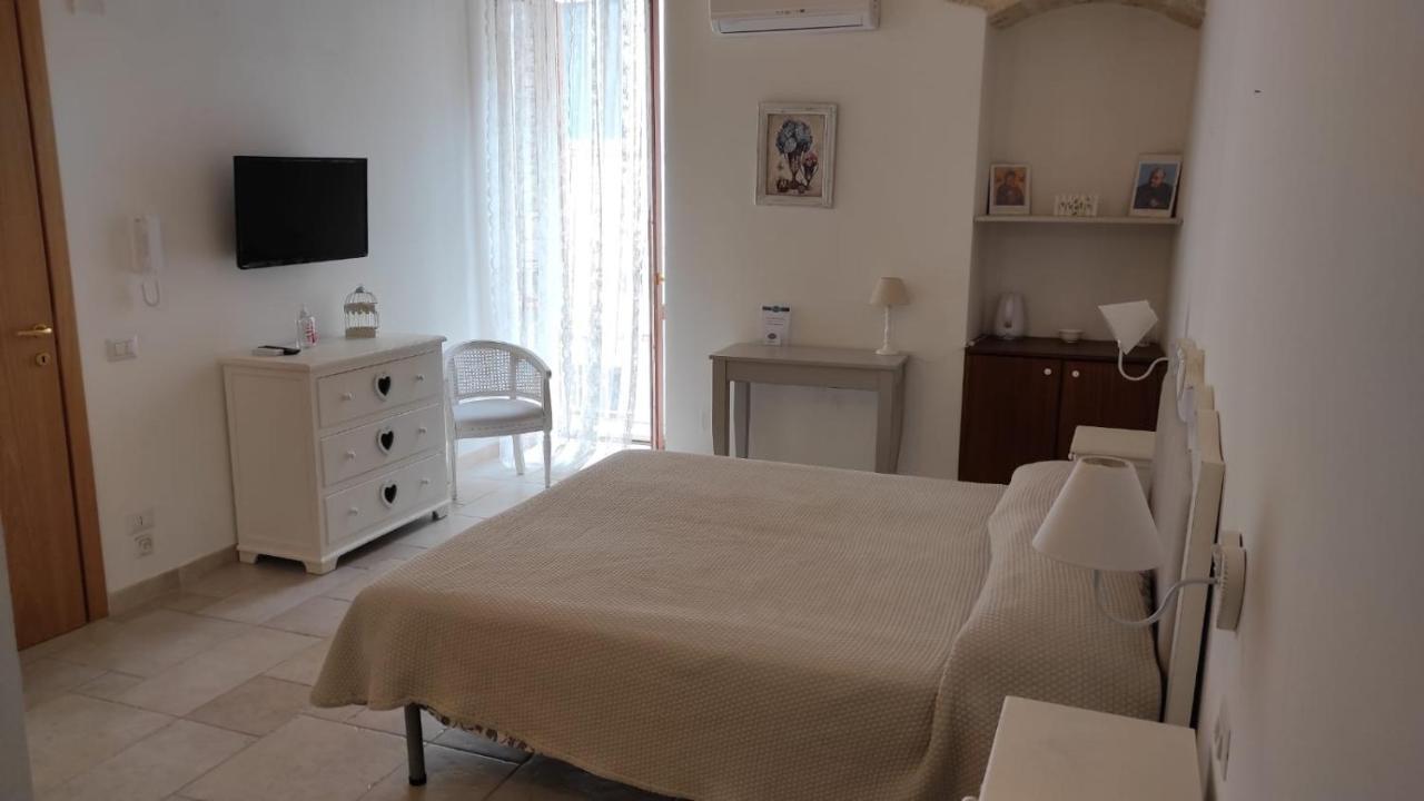 B&B Santa Rita Corato Bagian luar foto