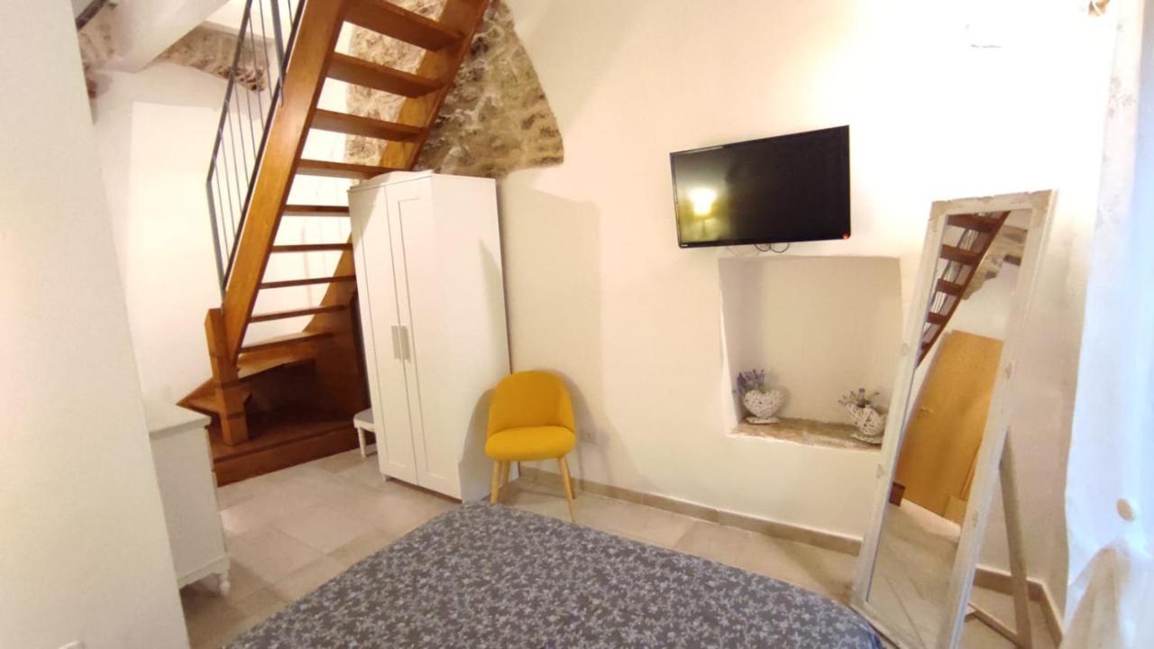 B&B Santa Rita Corato Bagian luar foto