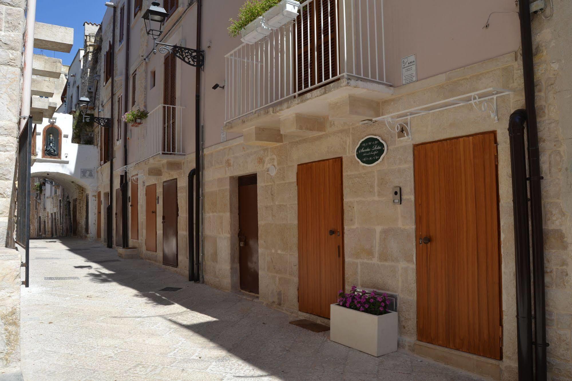 B&B Santa Rita Corato Bagian luar foto