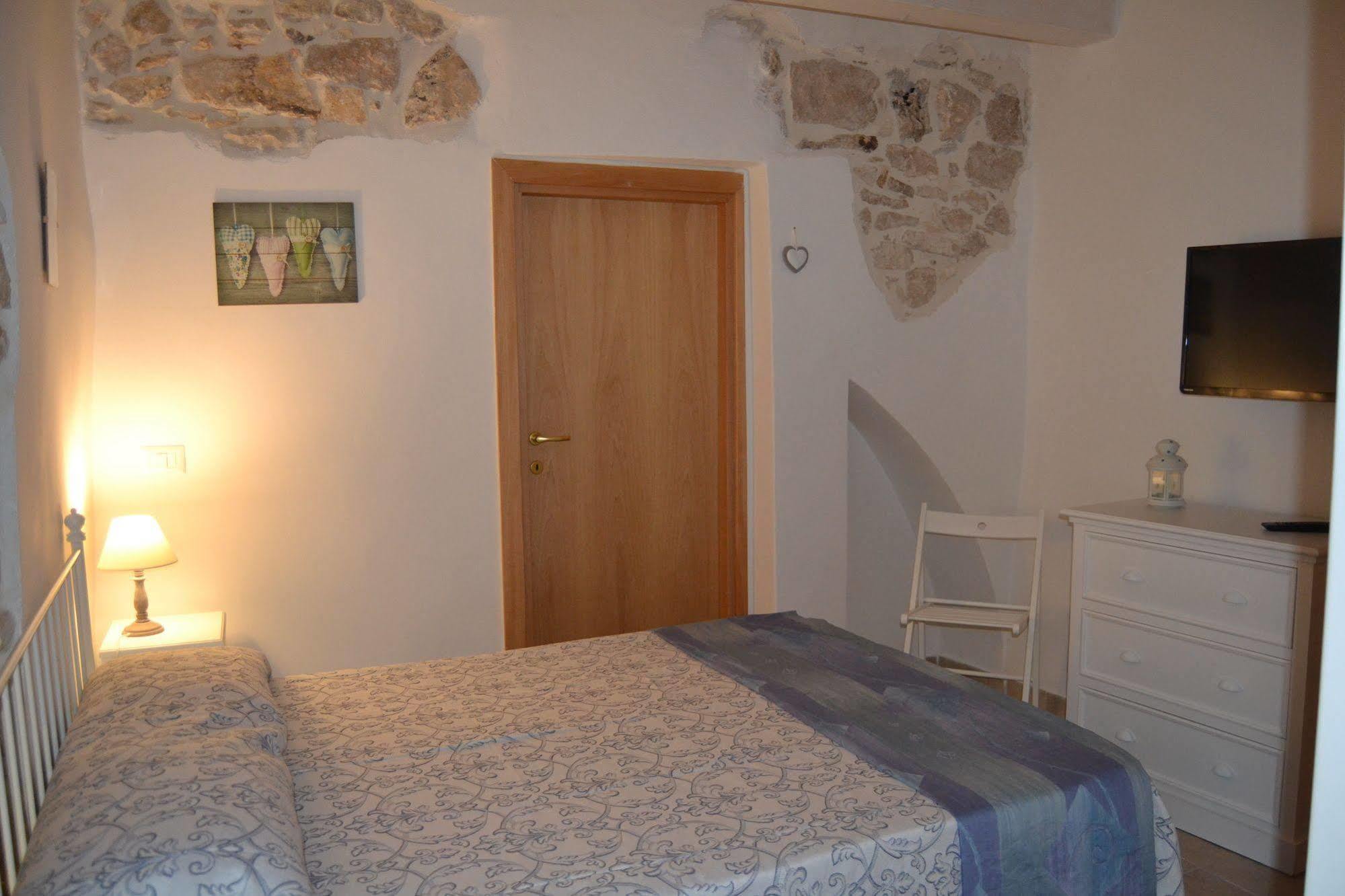 B&B Santa Rita Corato Bagian luar foto